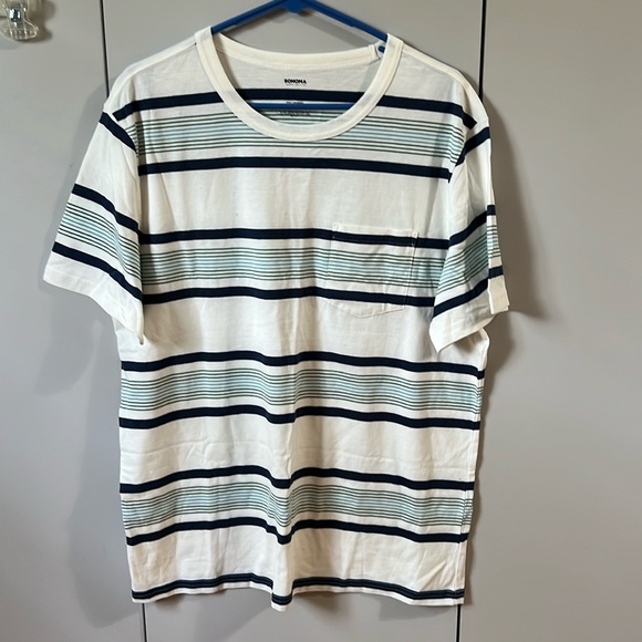 Pocket tee - Picture 1 of 1